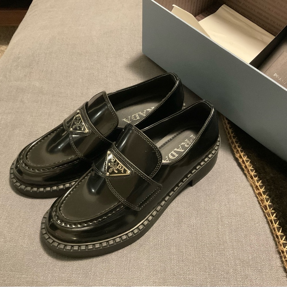 Prada Authentic Ladies Glossy Black Slip-On Loafers